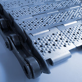 Hinged steel conveyor belts